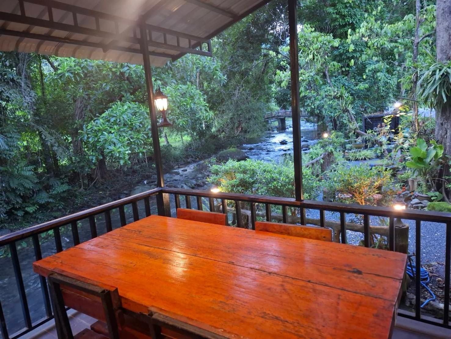 Tree Tops River Huts Khao Sok National Park Εξωτερικό φωτογραφία