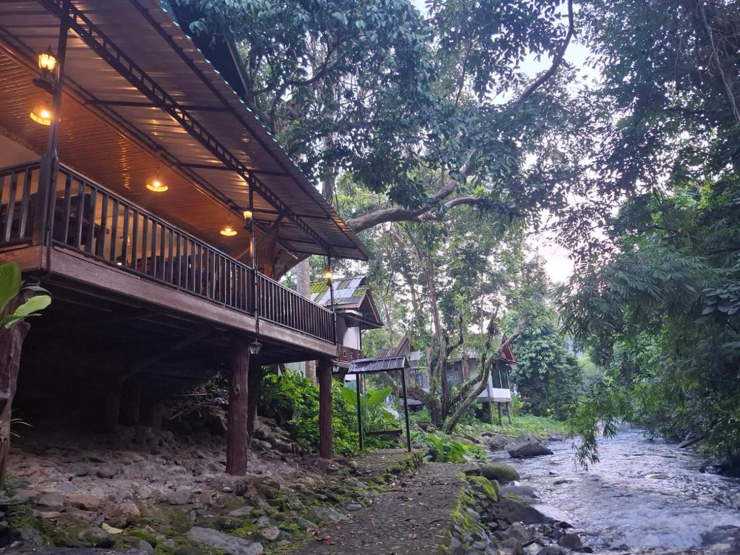 Tree Tops River Huts Khao Sok National Park Εξωτερικό φωτογραφία